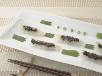 刺身の黒胡麻ソース