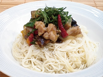 ぴり辛なすの 冷やしそうめん